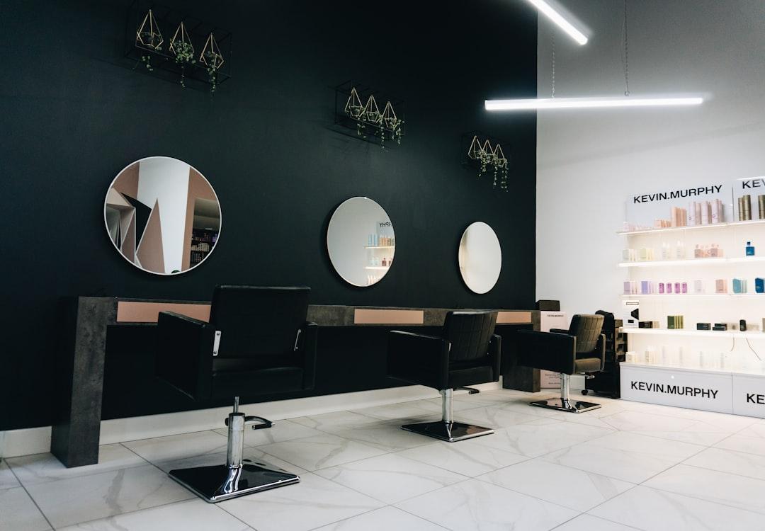 Sarah Sutton hair stylist booking website demo